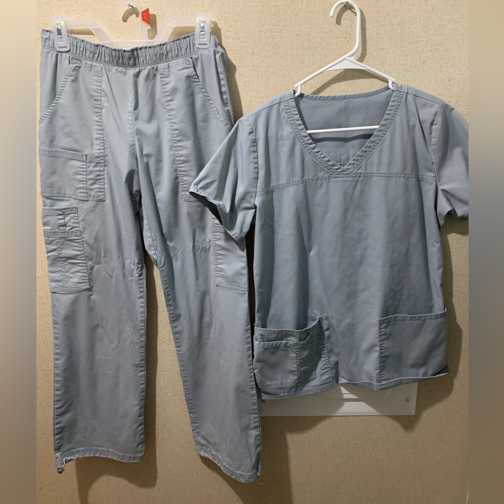 Cherokee scrub set